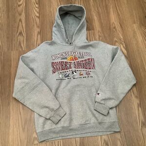 2009 NCAA Women’s Basketball Sweet Sixteen Regional Sweatshirt Size L  Hoodie